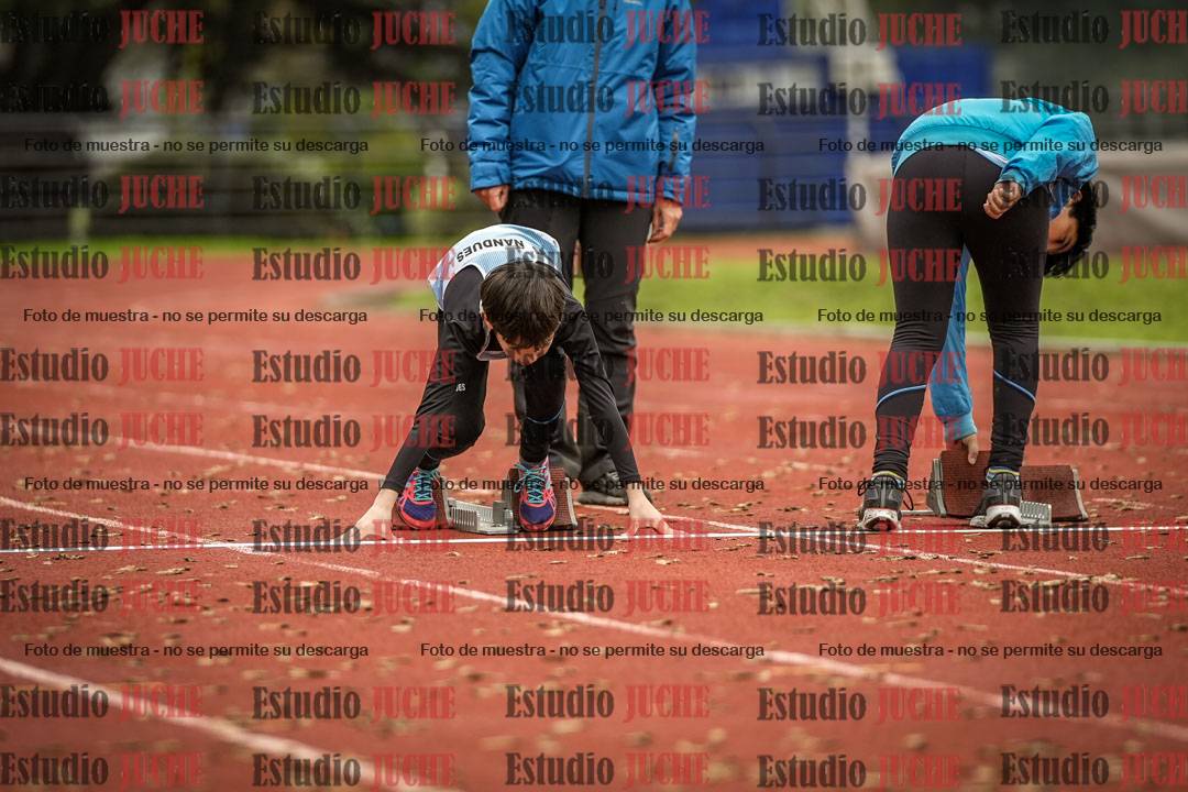 Fotos de los 50 m llanos de varones