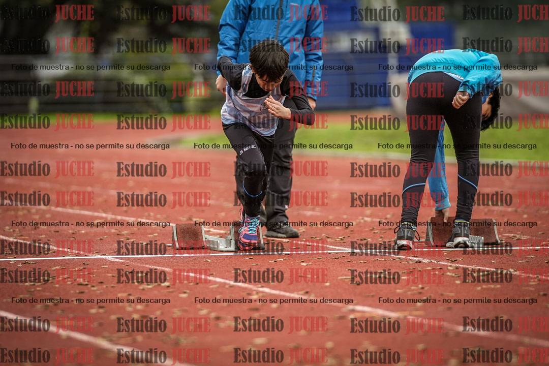 Fotos de los 50 m llanos de varones