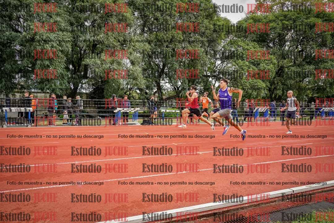 Fotos de los 100 m llanos de varones