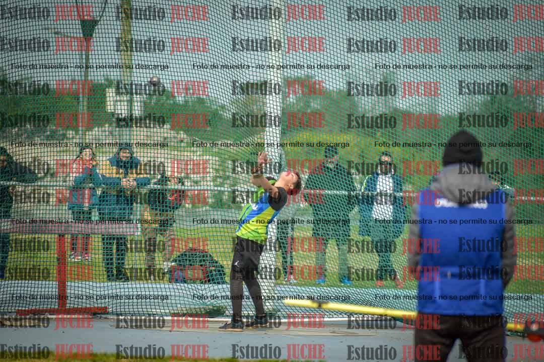 Fotos del lanzamiento de martillo de varones