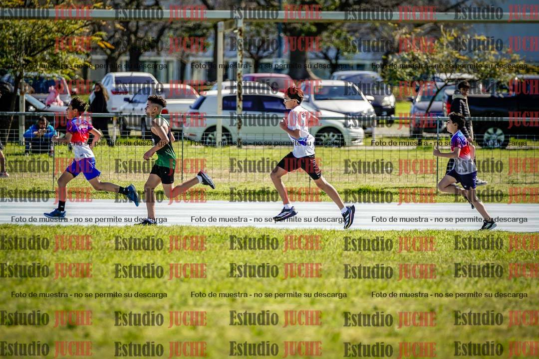 Fotos de los 1000 m llanos de varones