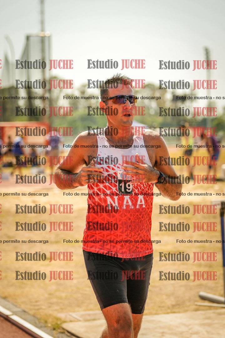 Fotos de los 3000 m llanos de varones