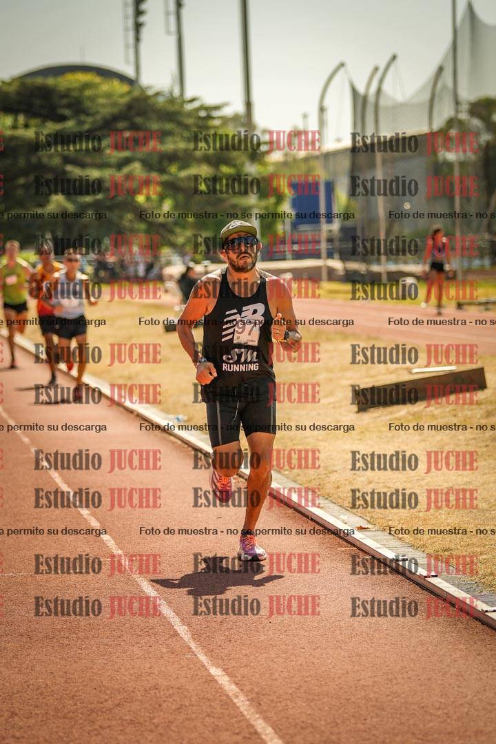 Fotos de los 3000 m llanos de varones