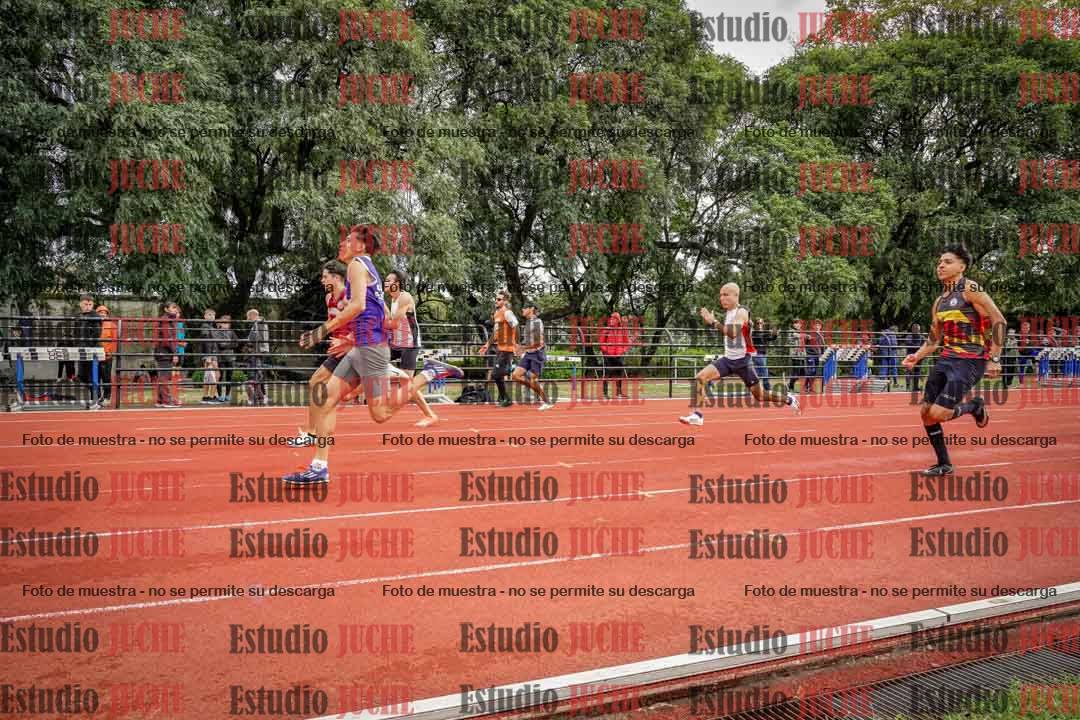 Fotos de los 100 m llanos de varones