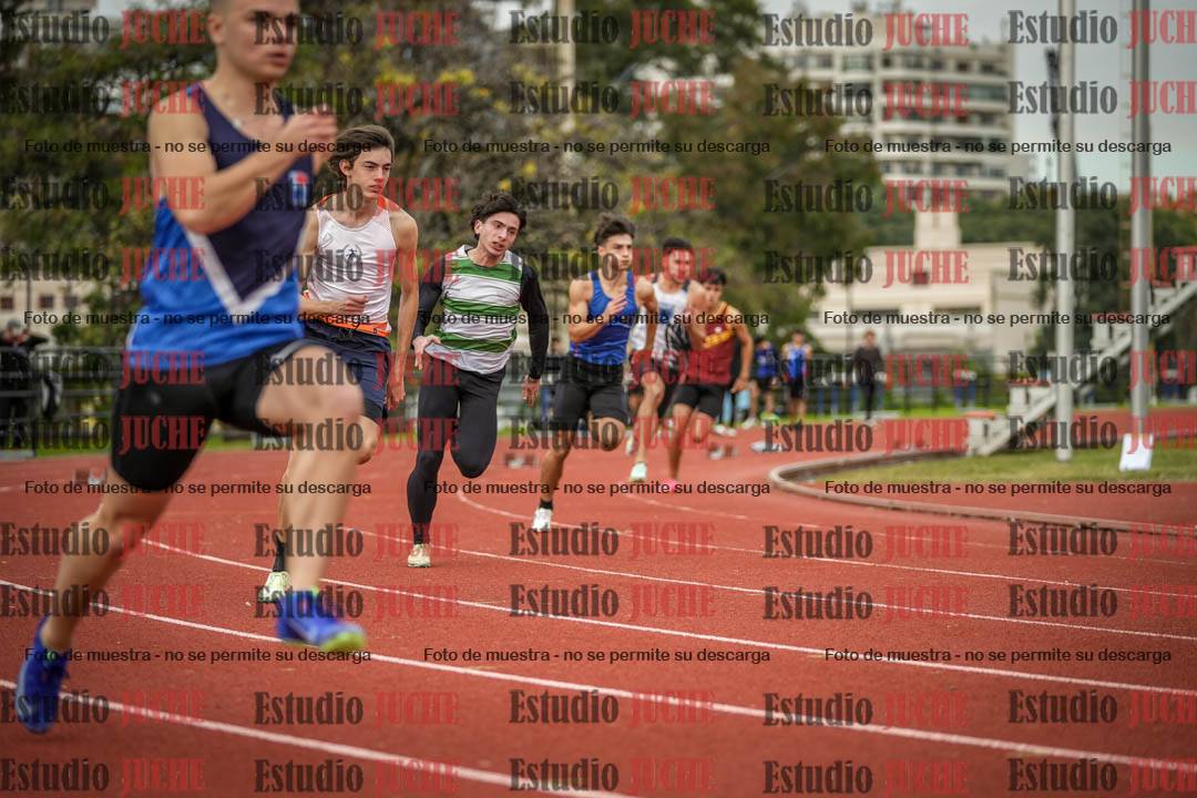 Fotos de los 200 m llanos de varones