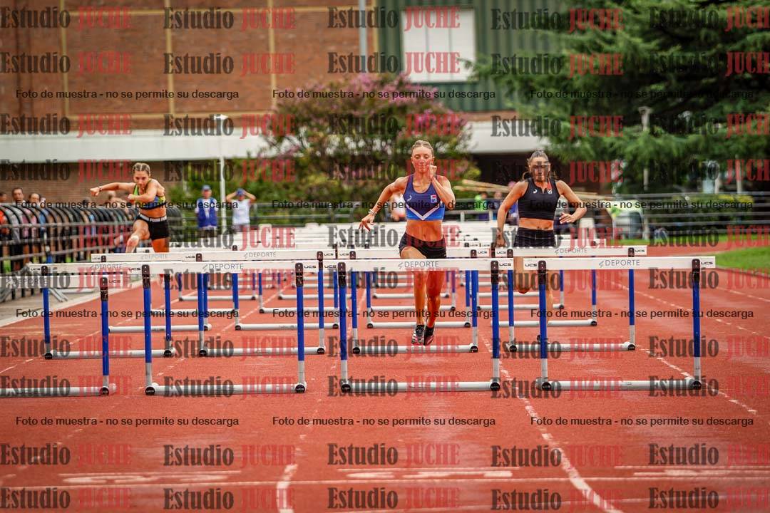 Fotos de los 100 m con vallas de mujeres