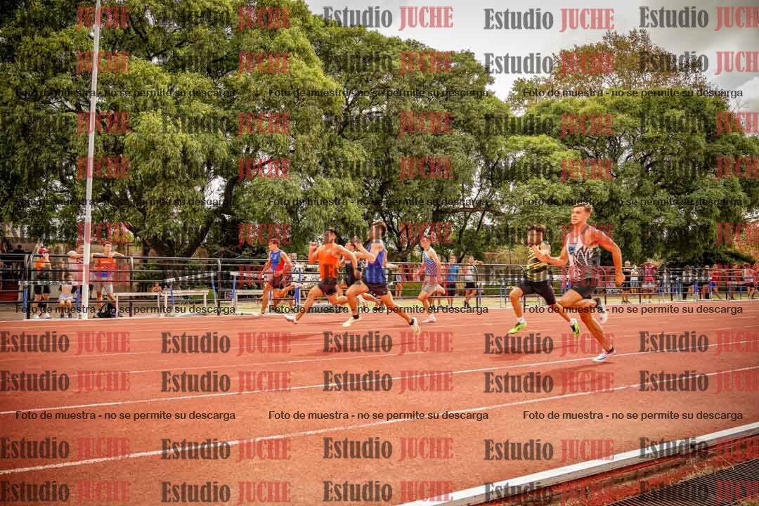 Fotos de los 100 m llanos de varones