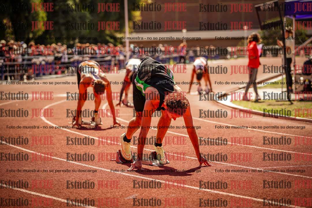 Fotos de los 400 m llanos de varones