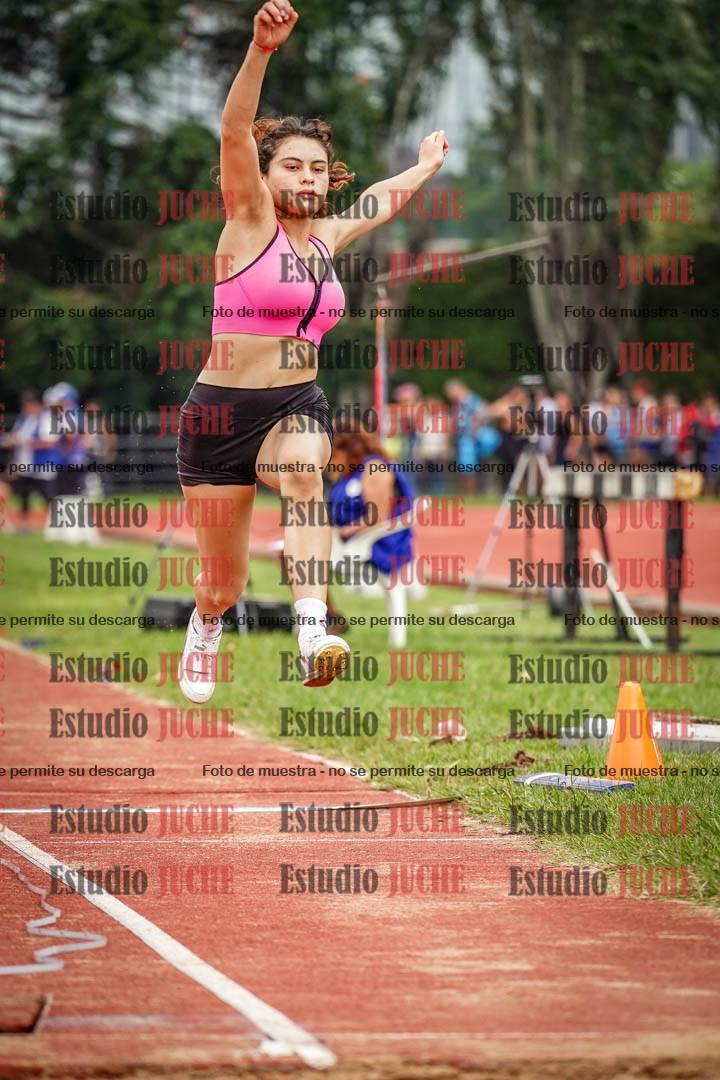 Fotos del salto triple - tabla de 8 y 10