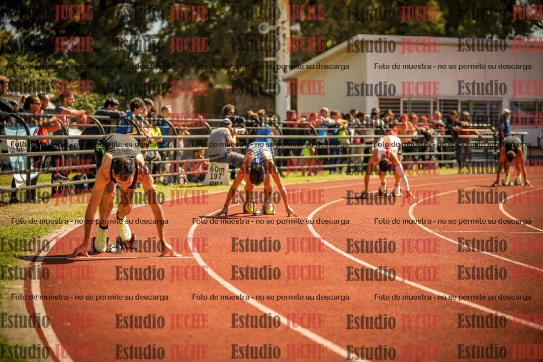 Fotos de los 400 m llanos de varones