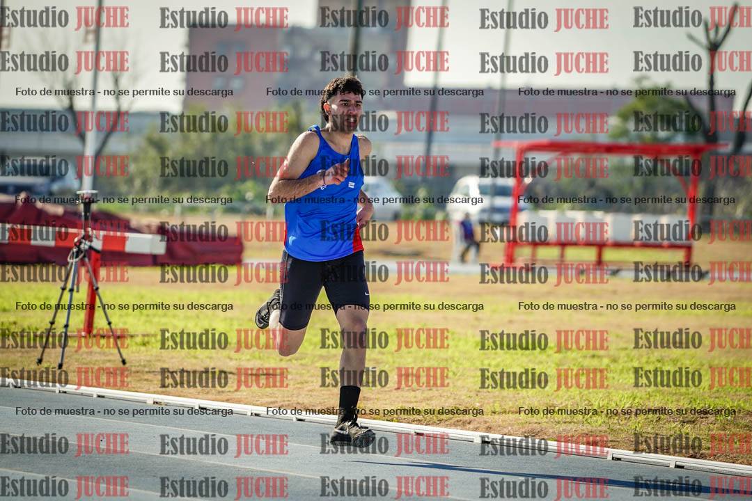 Fotos de los 400 m llanos de varones