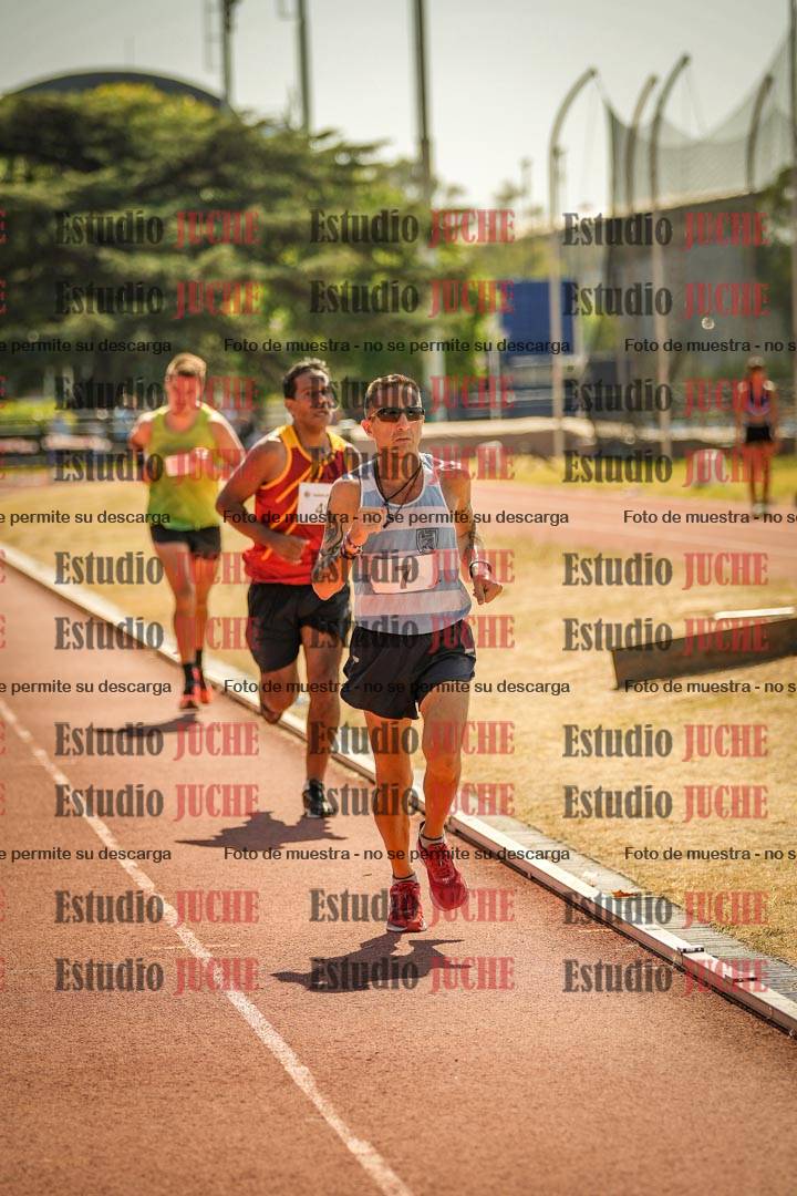 Fotos de los 3000 m llanos de varones