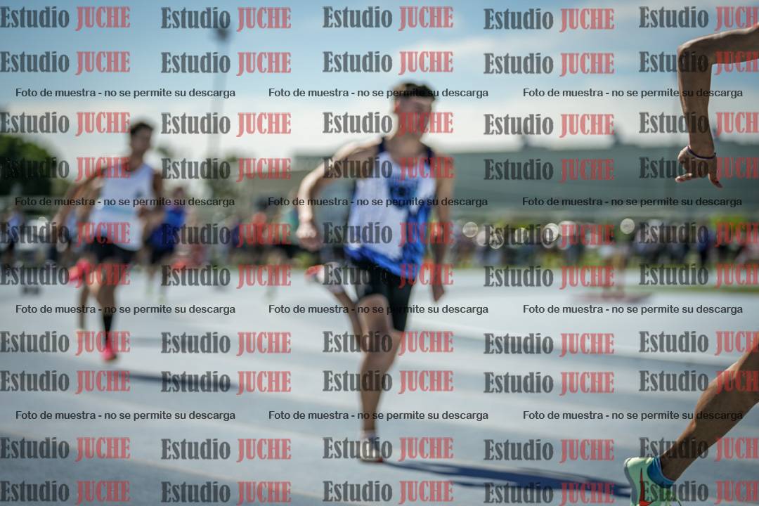 Fotos de los 400 m llanos de varones