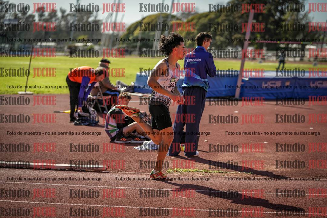 Fotos de los 800 m llanos de varones
