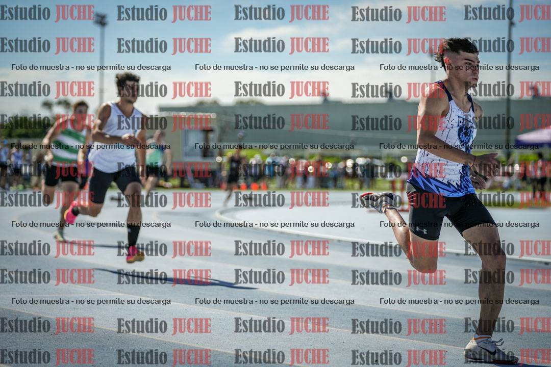 Fotos de los 400 m llanos de varones