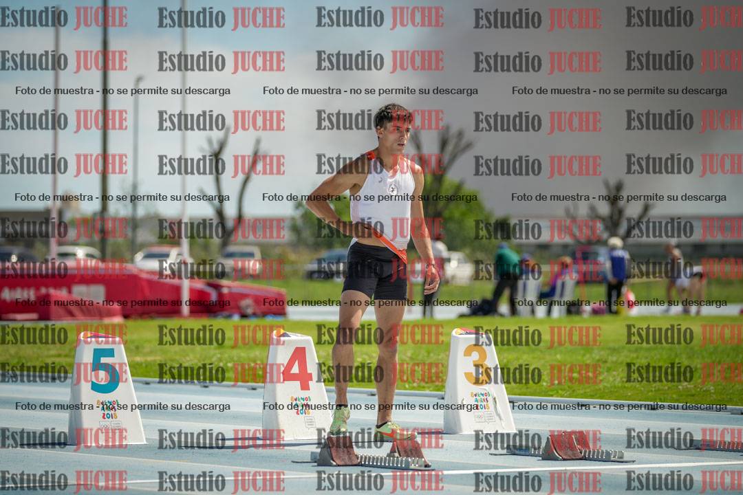 Fotos de los 60 m con vallas de varones