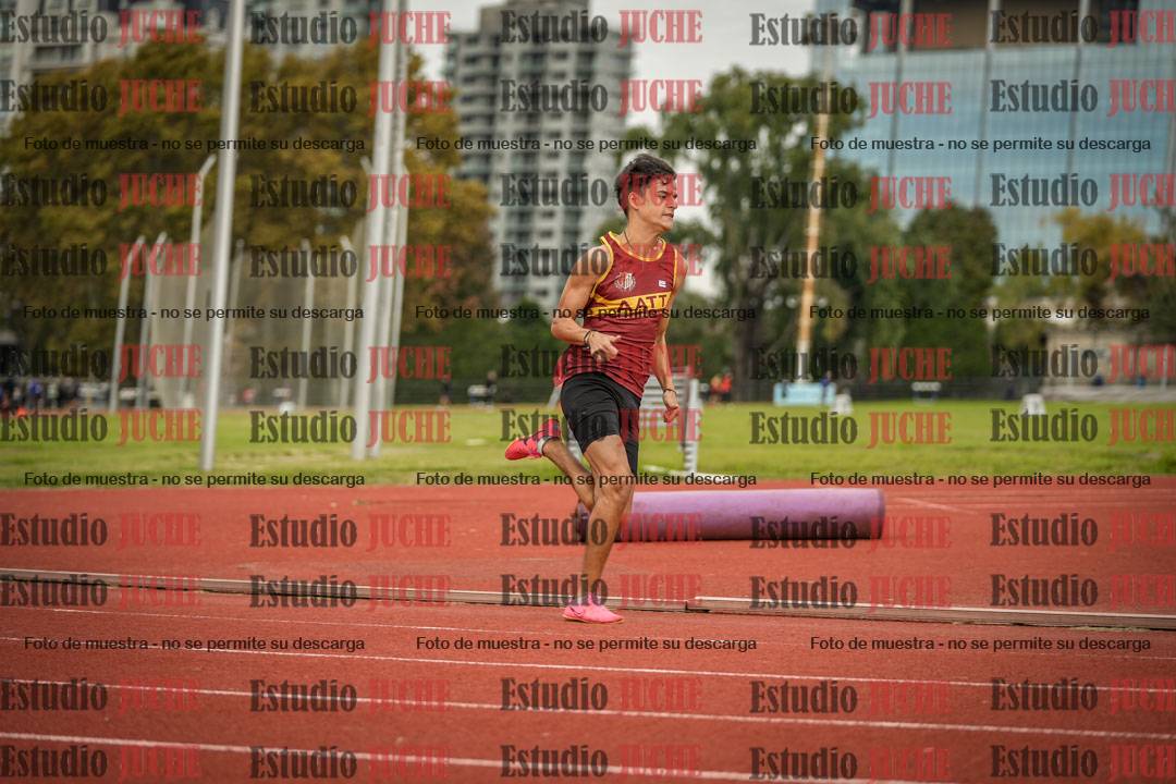 Fotos de los 200 m llanos de varones