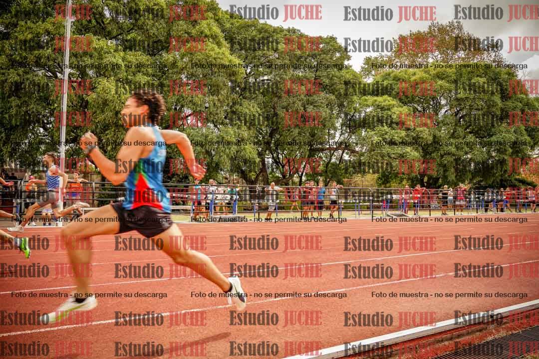 Fotos de los 100 m llanos de varones