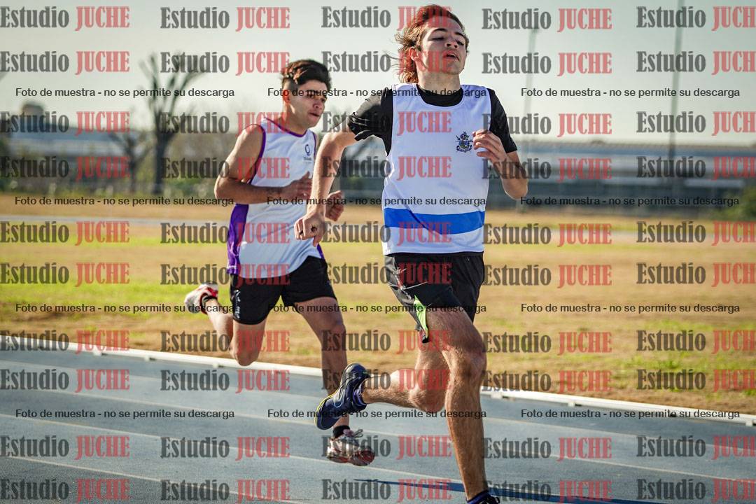 Fotos de los 400 m llanos de varones