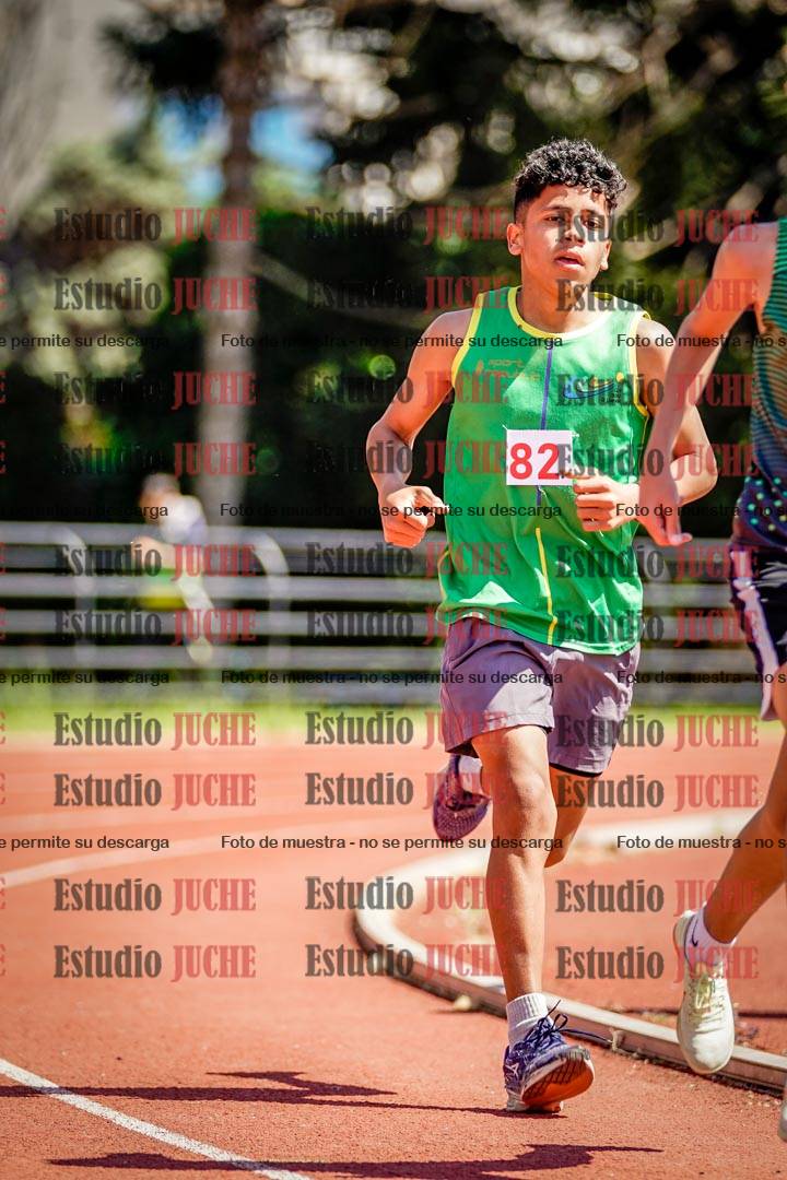 Fotos de los 2400 m llanos de varones