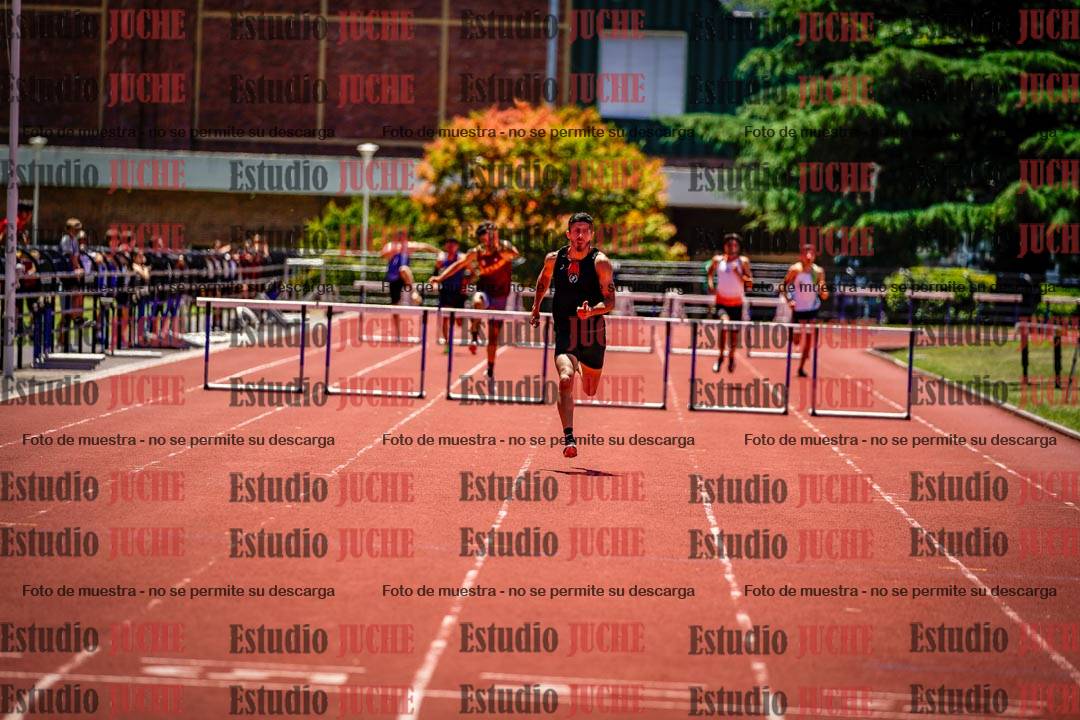 Fotos de los 400 m con vallas de varones