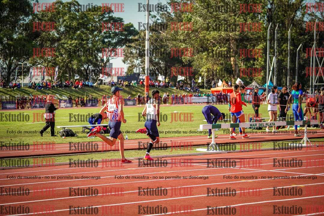 Fotos de los 1500 m llanos de varones