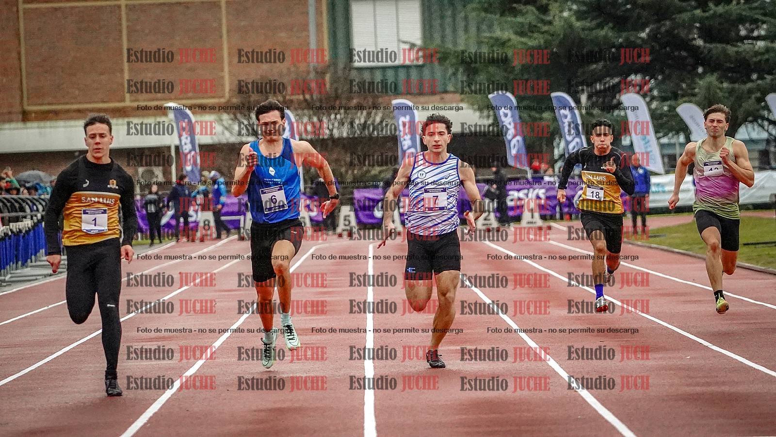 Fotos de los 100 m llanos de varones