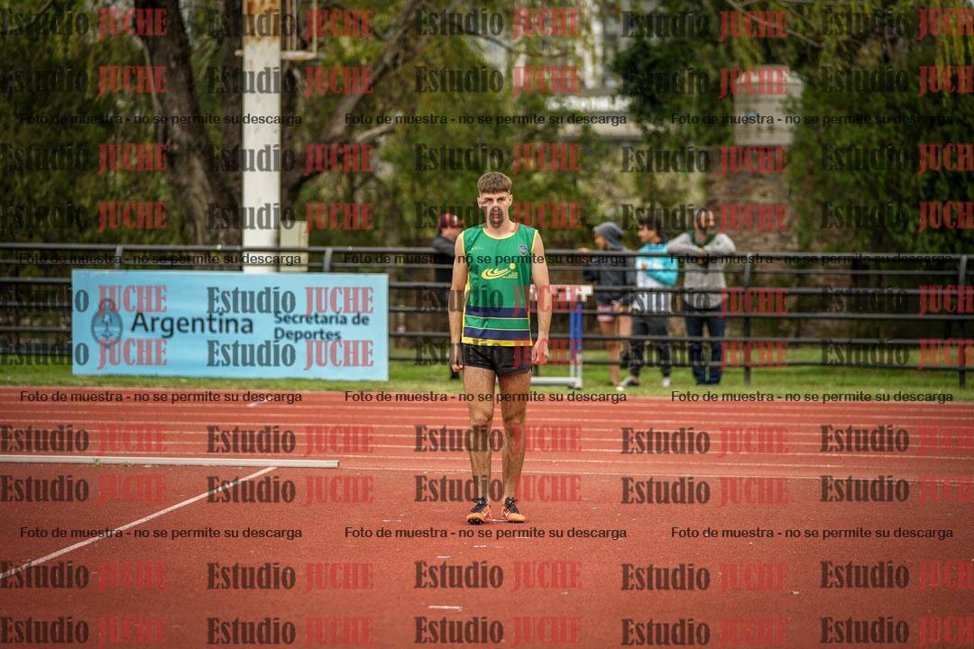 Fotos del salto en alto de varones