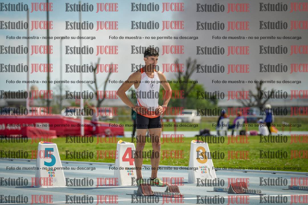 Fotos de los 60 m con vallas de varones