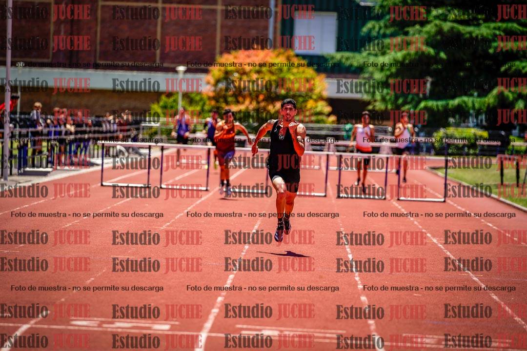 Fotos de los 400 m con vallas de varones