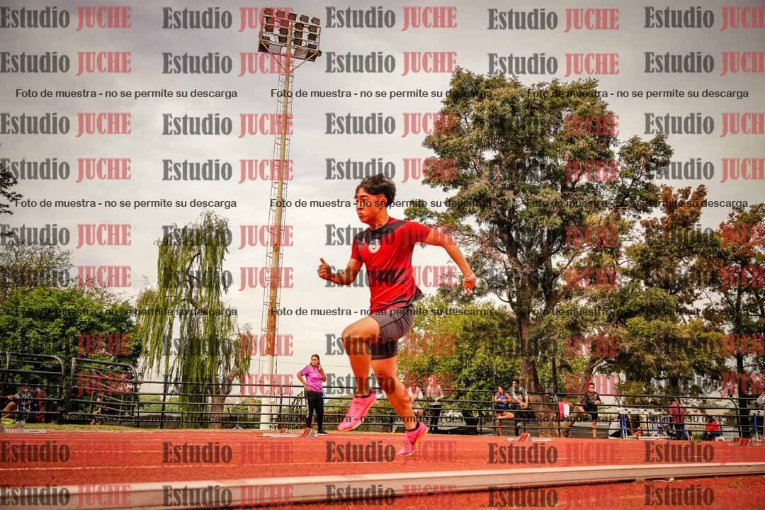 Fotos de los 200 m llanos de varones