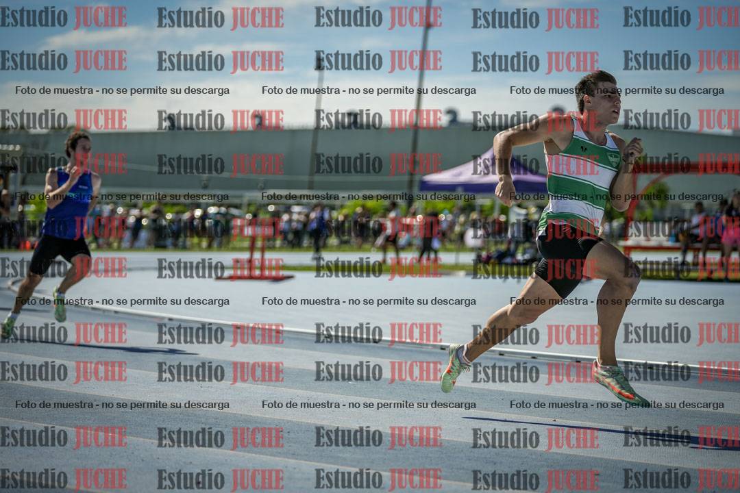 Fotos de los 400 m llanos de varones