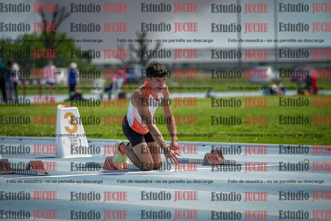 Fotos de los 60 m con vallas de varones