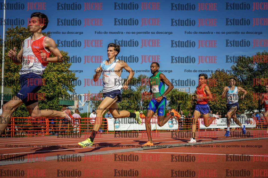 Fotos de los 1500 m llanos de varones