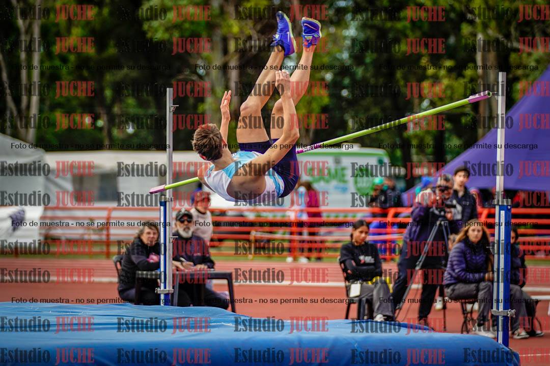 Fotos del salto en alto de varones - FINAL