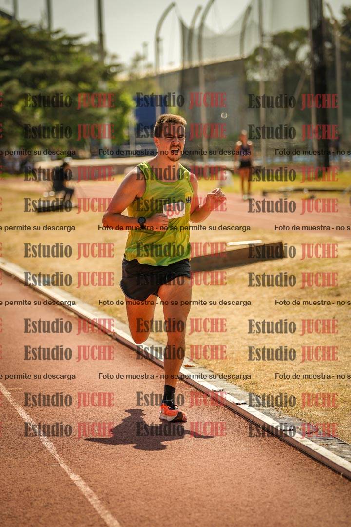 Fotos de los 3000 m llanos de varones