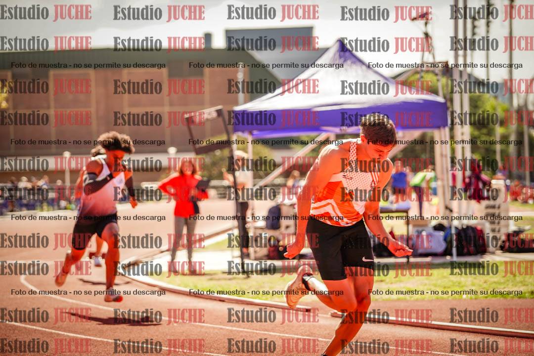 Fotos de los 400 m llanos de varones
