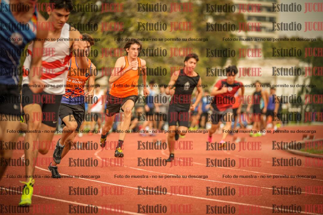 Fotos de los 200 m llanos de varones