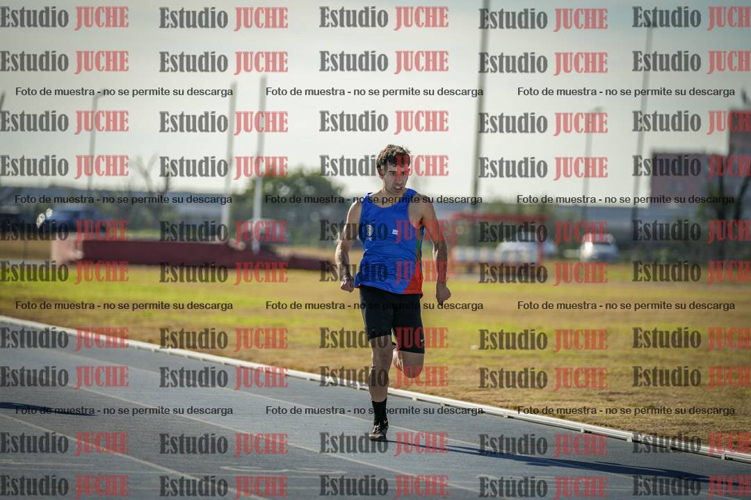 Fotos de los 400 m llanos de varones