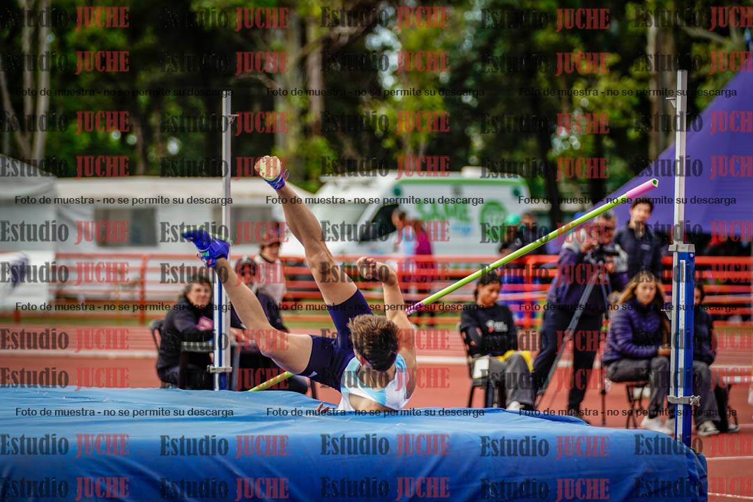 Fotos del salto en alto de varones - FINAL