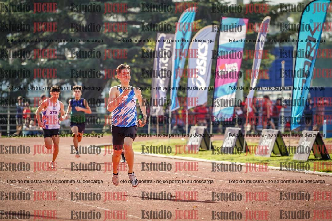Fotos de los 400 m llanos de varones