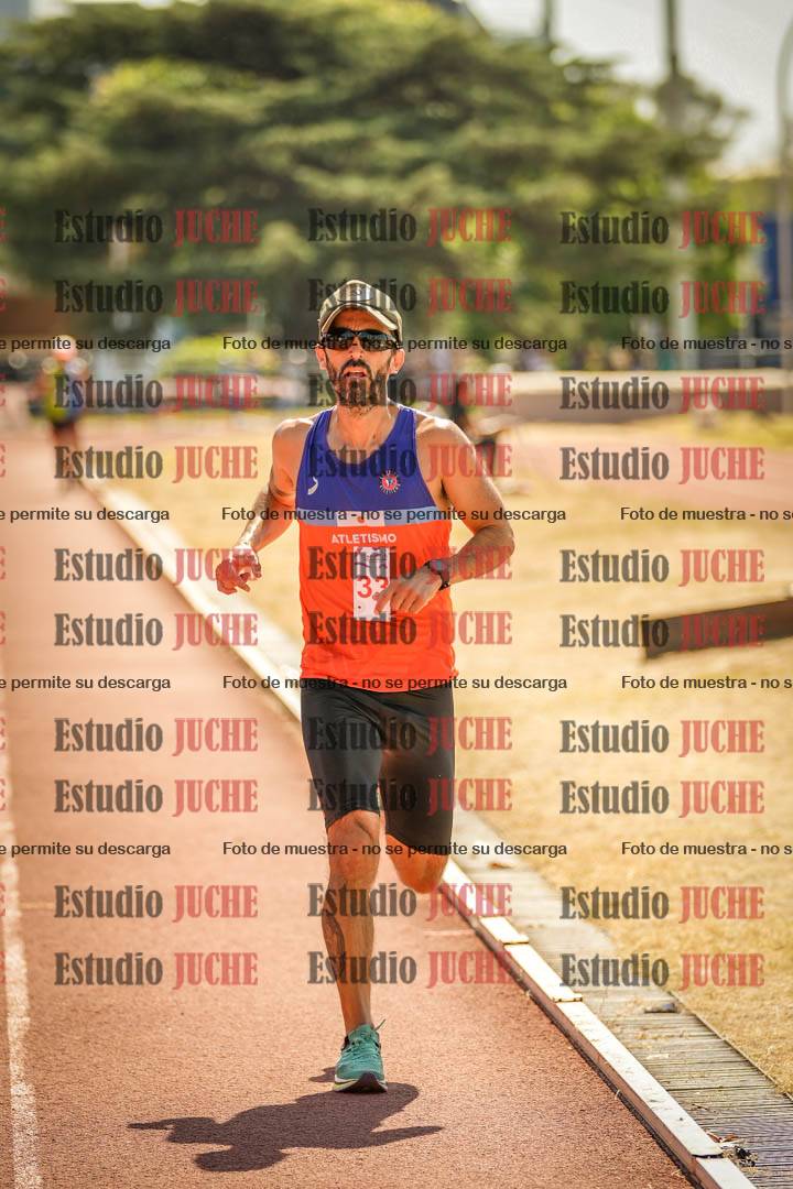 Fotos de los 3000 m llanos de varones