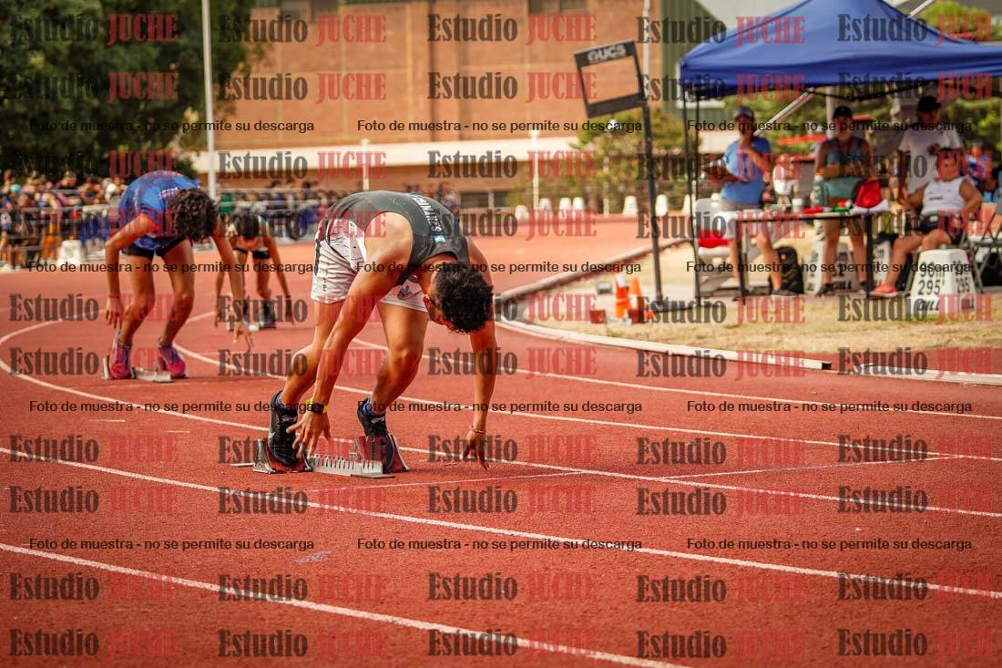 Fotos de los 400 m llanos de varones