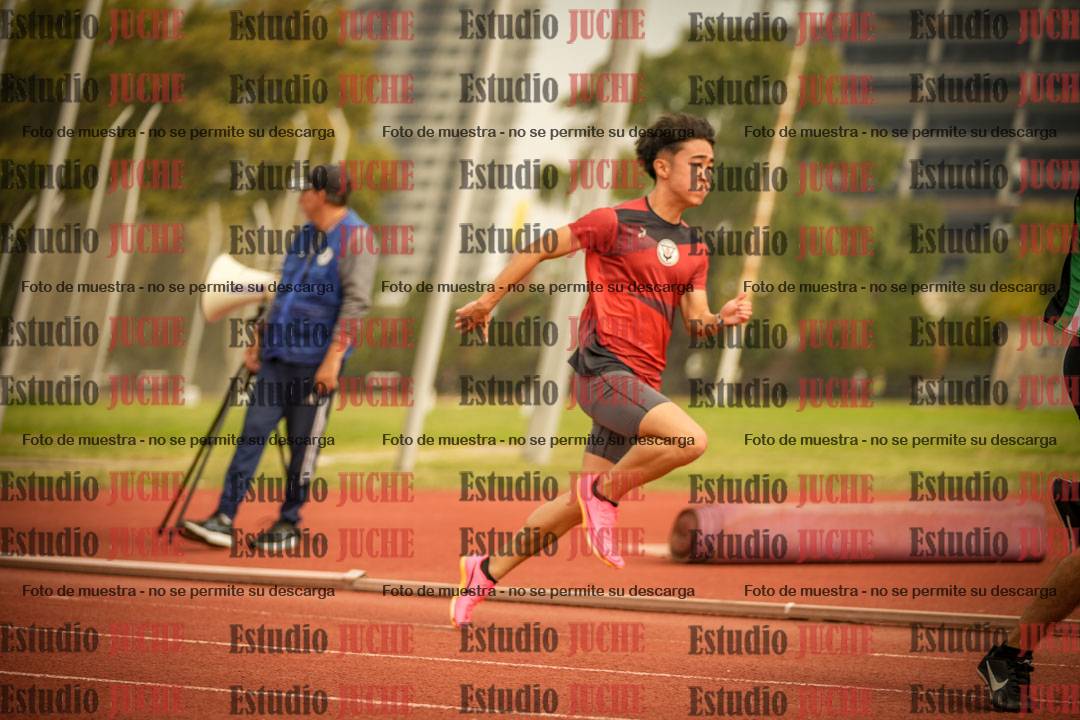 Fotos de los 200 m llanos de varones