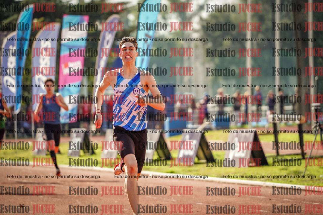 Fotos de los 400 m llanos de varones