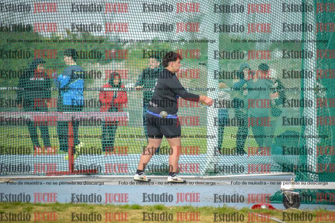 Fotos del lanzamiento de martillo de varones