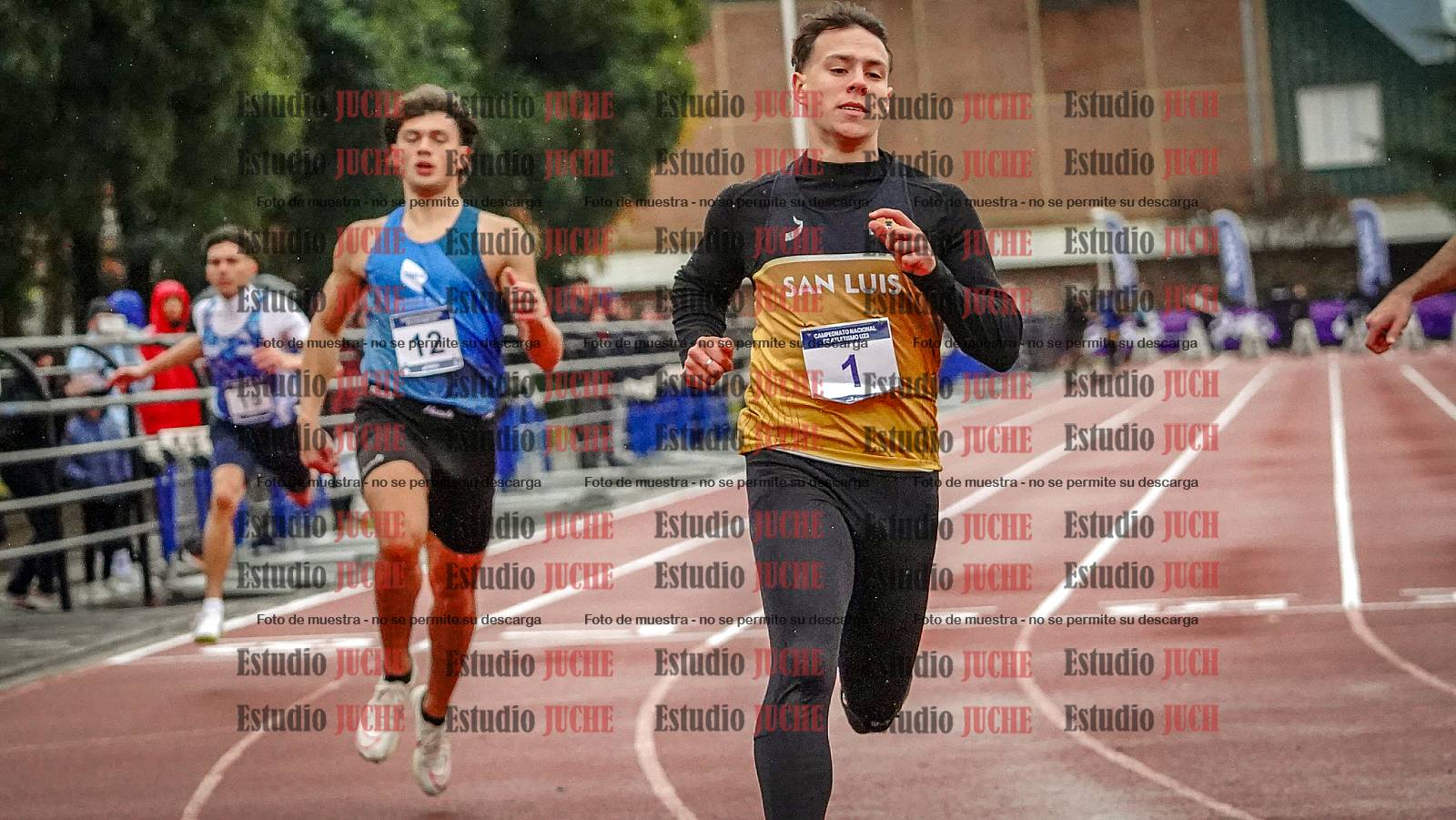 Fotos de los 100 m llanos de varones
