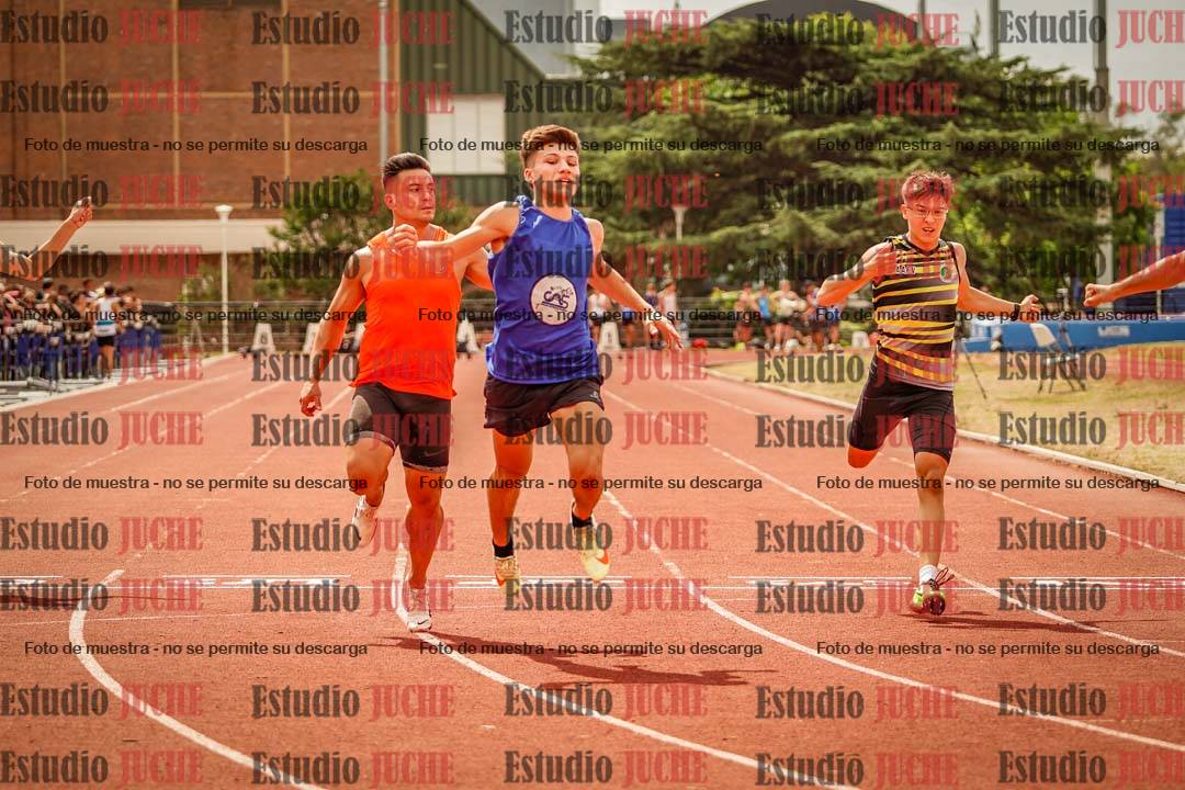 Fotos de los 100 m llanos de varones