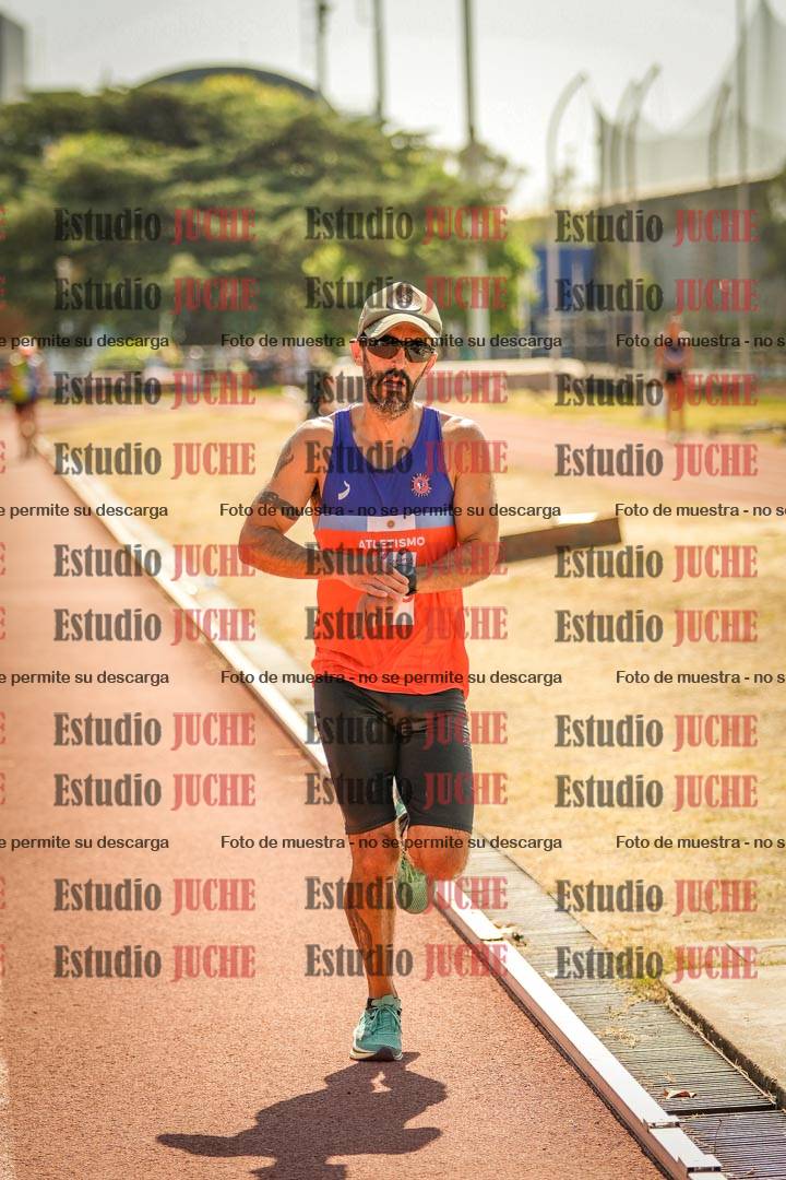 Fotos de los 3000 m llanos de varones