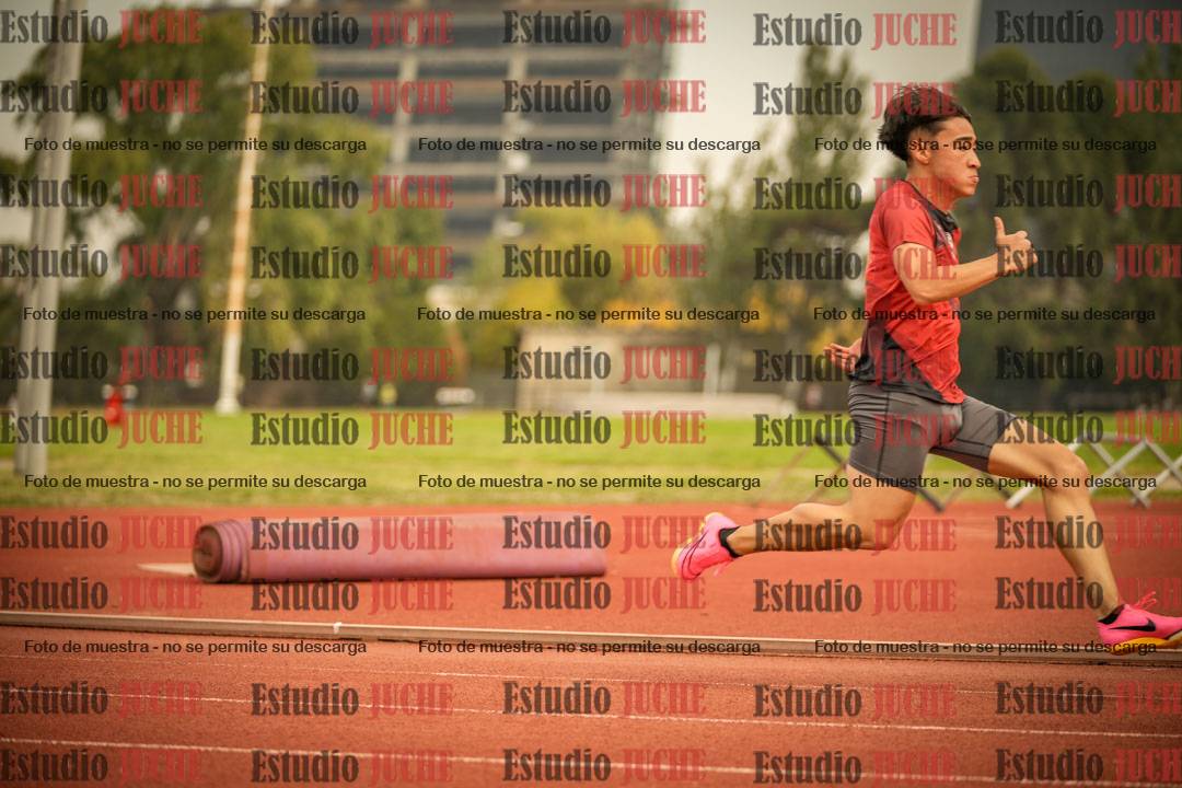 Fotos de los 200 m llanos de varones